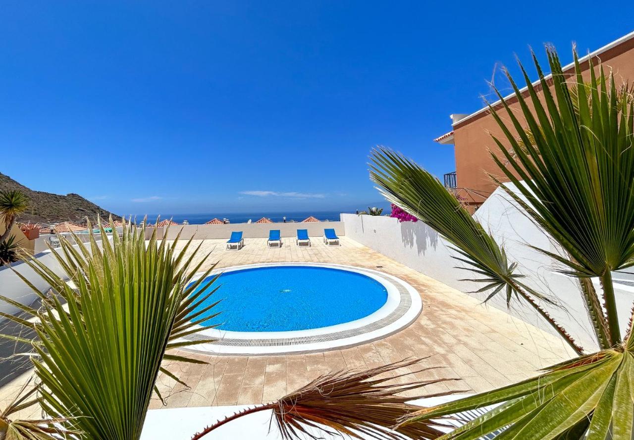 Апартаменты Roque Del Conde Seaview Адехе